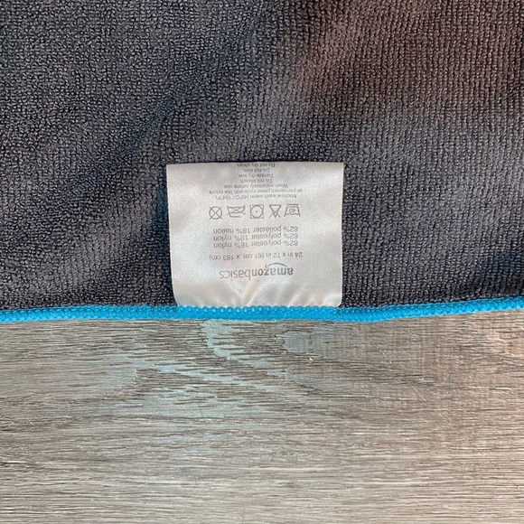 2 Hot Yoga / Pilates Towel for on top of Mats Gray - Picture 4 of 7